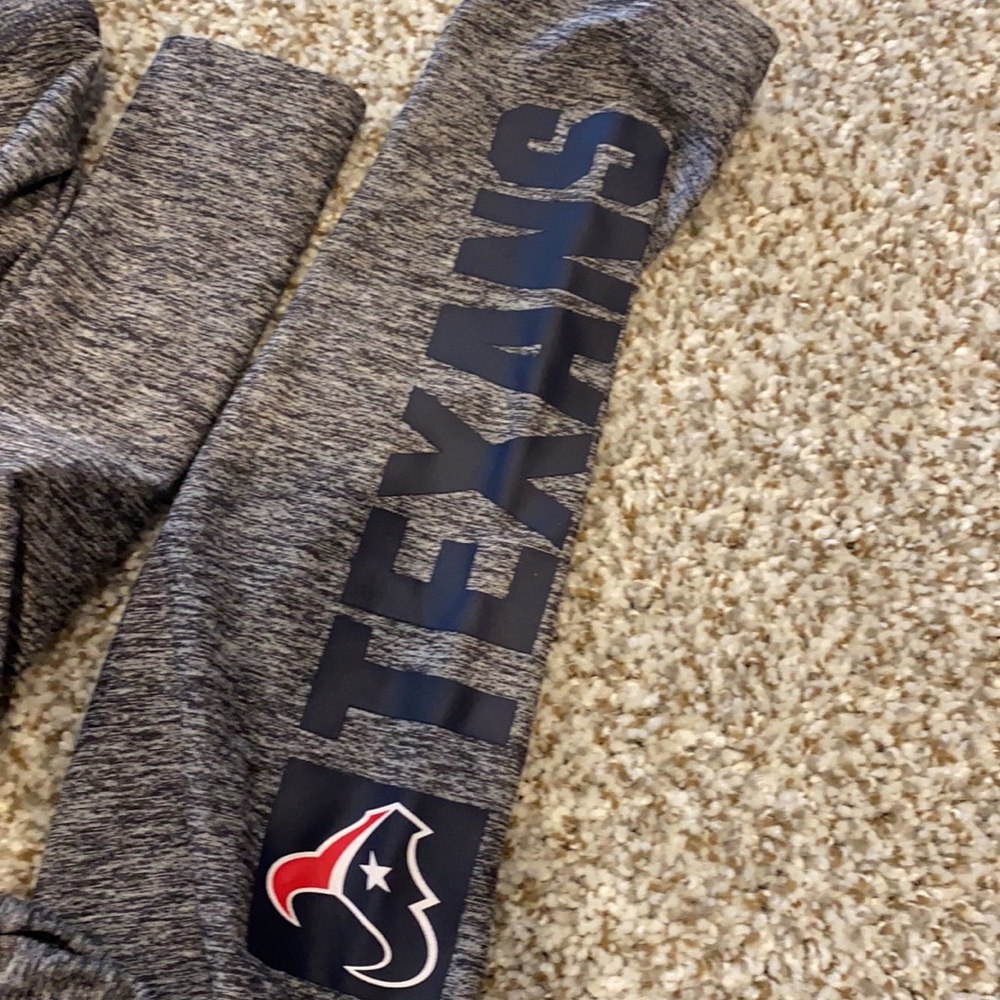 VS PINK NFL LEGGINGS - Picture 2 of 3